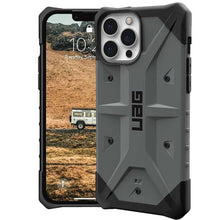 Заредете изображение във визуализатора на галерията – ( uag ) urban armor gear pathfinder case for iphone 13 pro max silver - TopMag
