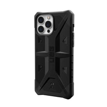 Заредете изображение във визуализатора на галерията – ( uag ) urban armor gear pathfinder гръб за iphone 13 pro max black - TopMag
