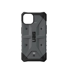 Заредете изображение във визуализатора на галерията – ( uag ) urban armor gear pathfinder гръб за iphone 13 silver - TopMag
