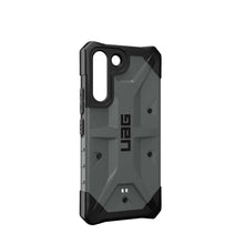 Заредете изображение във визуализатора на галерията – ( uag ) urban armor gear pathfinder гръб за samsung s22 plus 5g silver - TopMag
