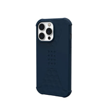 Заредете изображение във визуализатора на галерията – ( uag ) urban armor gear standard issue гръб за iphone 13 pro blue - TopMag
