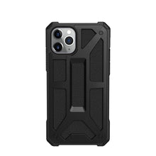 Заредете изображение във визуализатора на галерията – Urban armor gear monarch гръб за iPhone 11 pro черен - само за 77.3 лв
