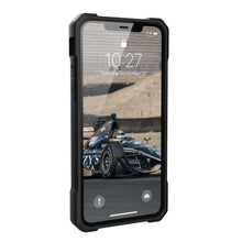 Заредете изображение във визуализатора на галерията – Urban armor gear monarch гръб за iPhone 11 pro max черен - само за 77.3 лв
