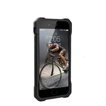 Заредете изображение във визуализатора на галерията – Urban armor gear monarch гръб за iPhone 7 / 8 / SE 2020 червен - само за 79.9 лв
