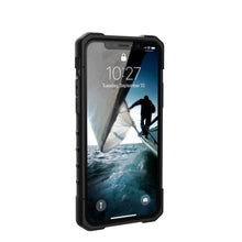 Заредете изображение във визуализатора на галерията – Urban armor gear pathfinder гръб за iPhone 11 pro arctic camo - само за 64.2 лв
