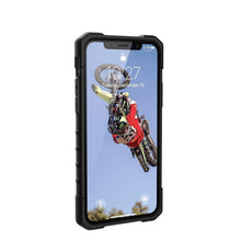Заредете изображение във визуализатора на галерията – Urban armor gear pathfinder гръб за iPhone 11 pro max черен - само за 55.5 лв
