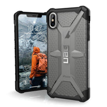 Заредете изображение във визуализатора на галерията – Urban armor gear plasma гръб за iPhone xs max черен прозрачен - само за 55.5 лв
