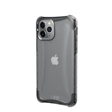 Заредете изображение във визуализатора на галерията – Urban armor gear plyo гръб за iPhone 11 pro max прозрачен - само за 55.5 лв

