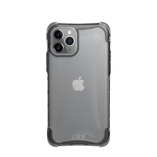 Заредете изображение във визуализатора на галерията – Urban armor gear plyo гръб за iPhone 11 pro max прозрачен - само за 55.5 лв
